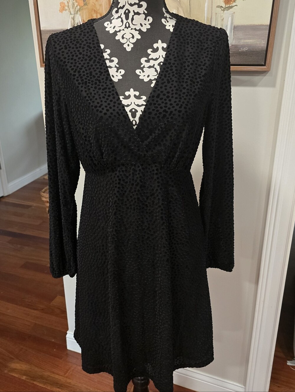 a new day Black Textured V-Neck Long Sleeve Midi Dress